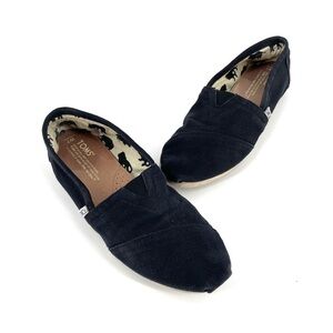 TOMS Classic Navy Blue Canvas Slip On Loafer Flat